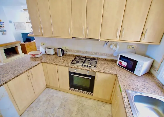 V&v Lloret- Violetes Holiday home