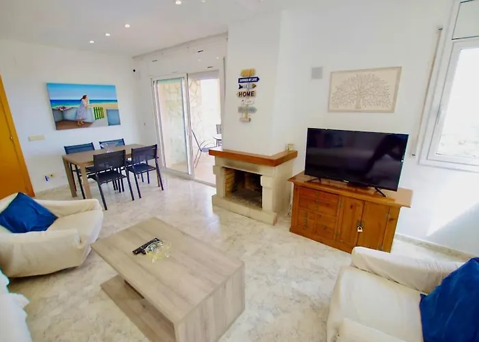 V&v Lloret- Violetes Holiday home