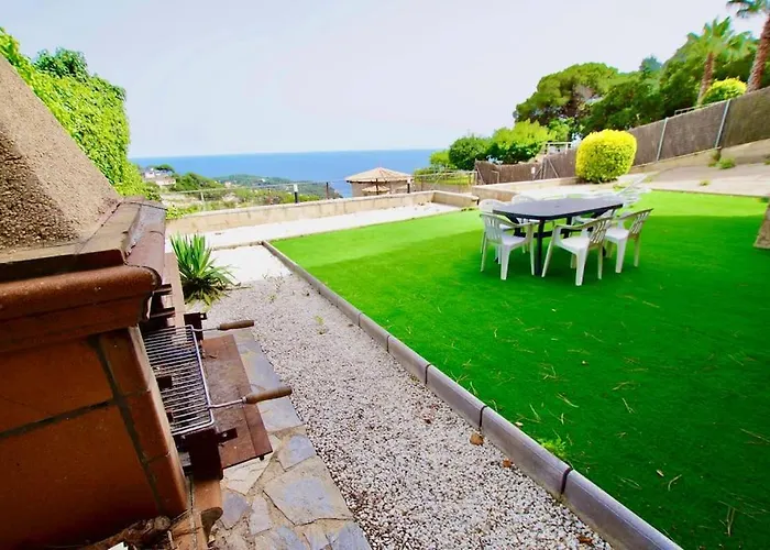 V&v Lloret- Violetes Holiday home